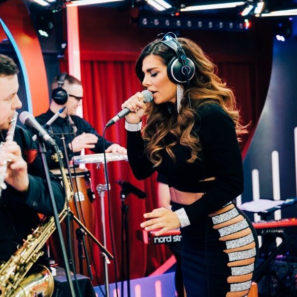 Анна Седокова: жизнь певицы и обида из-за безразличия публики 