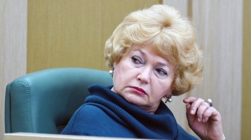 Мать Собчак удивилась попаданию в рейтинг богатейших чиновниц России