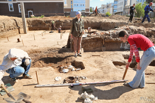 В центре Перми найден уникальный клад. В центре Перми найден уникальный клад.