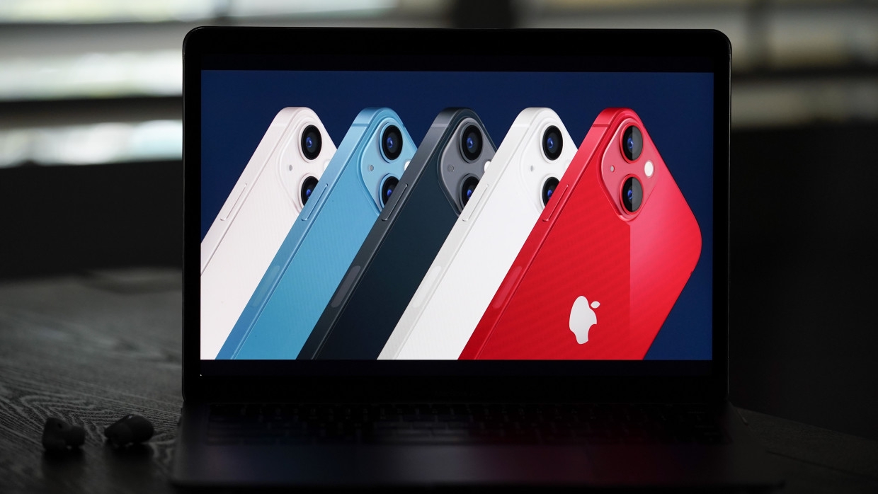 Мемы о розовом iPhone и шутки о продаже почки: пользователи Twitter оценили новинки Apple Мемы о розовом iPhone и шутки о продаже почки: пользователи Twitter оценили новинки Apple Технологии