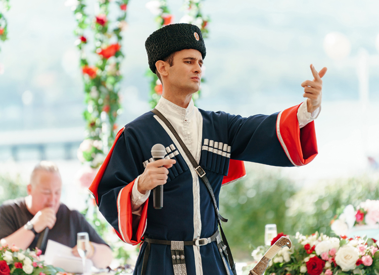 Стася Милославская, Риналь Мухаметов, Александр Петров и другие в трейлере фильма "Рашн Юг" Стася Милославская, Риналь Мухаметов, Александр Петров и другие в трейлере фильма "Рашн Юг" Кино,Кино