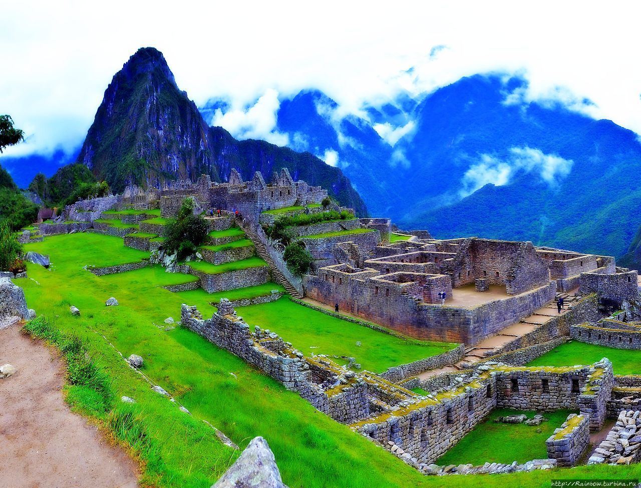 Чудеса св. Мачу Пикчу чудо света. Пирамиды Мачу Пикчу. Пирамиды в Перу Мачу Пикчу.