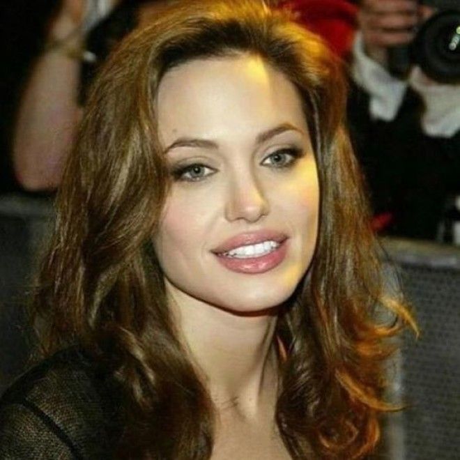18 фотографий обворожительной Анджелины Джоли, которые заставляют влюбляться 