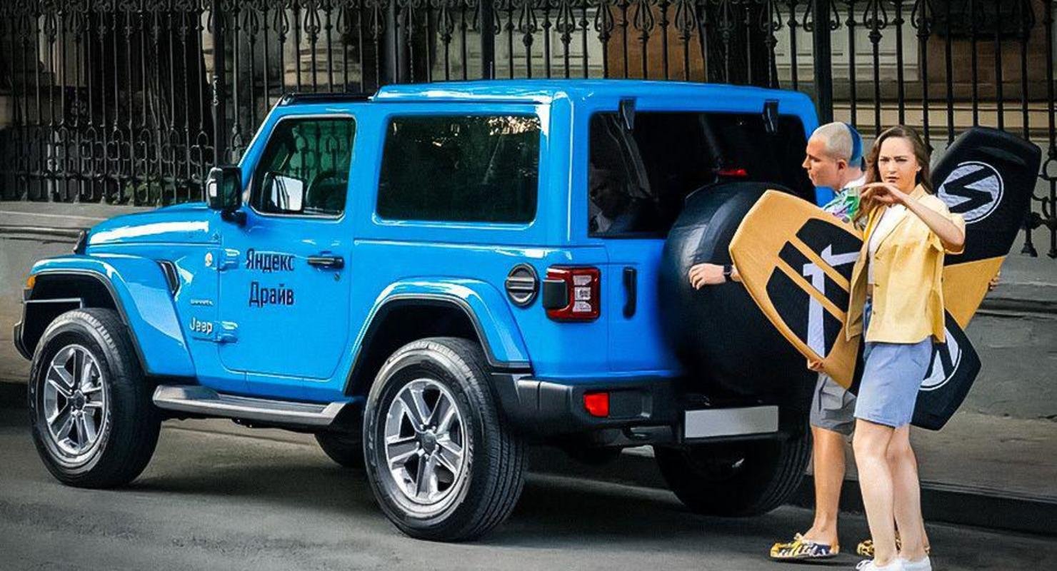 Московский автопарк каршеринга пополнился двухдверными Jeep Wrangler