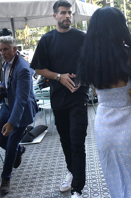 Шакиру и Жерара Пике заметили на встрече с адвокатами в Барселоне: фото и подробности Шакиру и Жерара Пике заметили на встрече с адвокатами в Барселоне: фото и подробности Новости