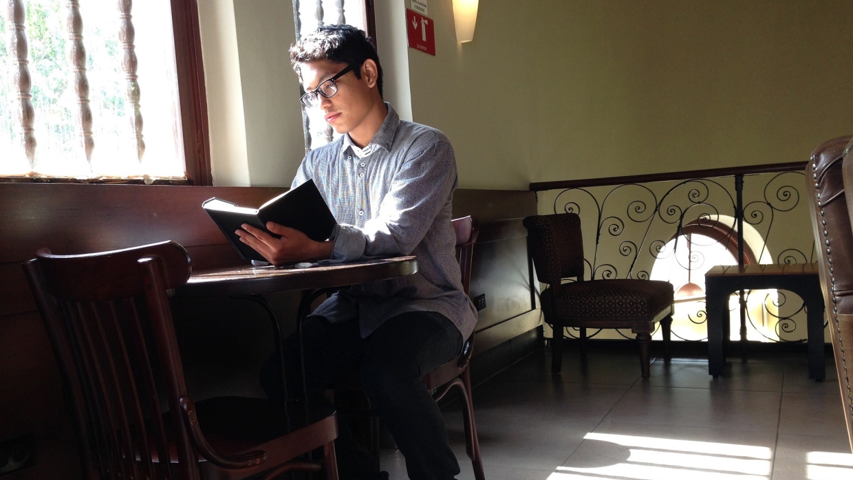 Психолог Мануйлова рассказала, как с помощью скорочтения изменить личность Общество