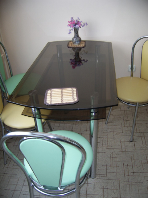Композиции и мебель (столы) из стекла и сухоцветов - готовый бизнес!