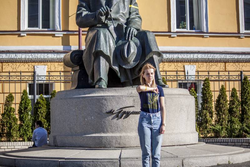 Репортаж Колорадского Таракана. День «Де», или Украденный Бессмертный полк украина