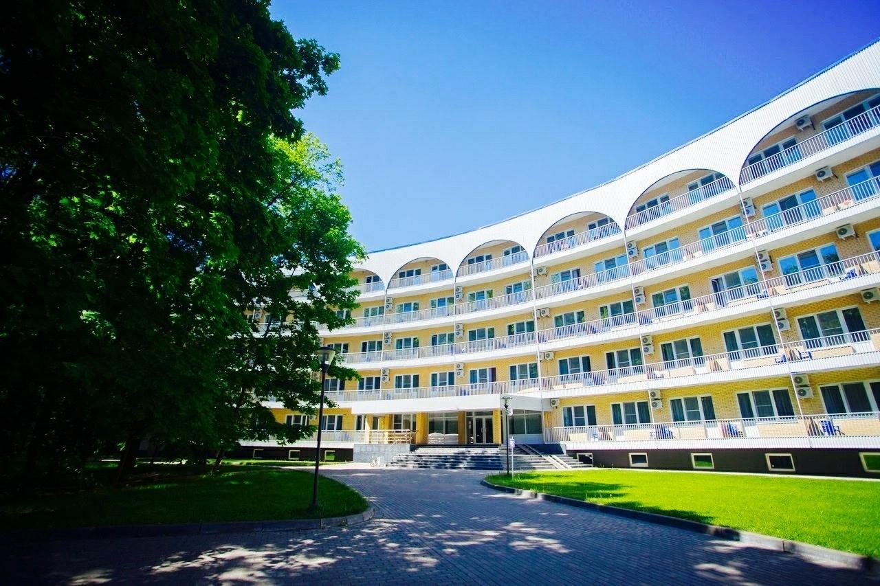 Куда поехать на майские праздники в Подмосковье: 7 проверенных парк-отелей с бассейнами Московская, можно, область, территория, также, отдыха, городской, бассейн, пруда, детей, анимация, округ, бассейном, сауны, берегу, веревочный, который, ресторан, апреля, Подмосковья