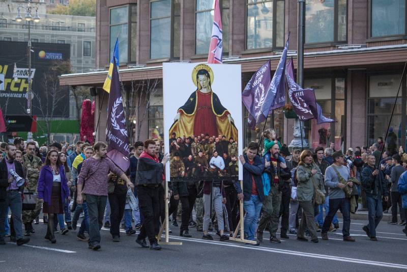 Репортаж Колорадского Таракана. День «Де», или Украденный Бессмертный полк украина