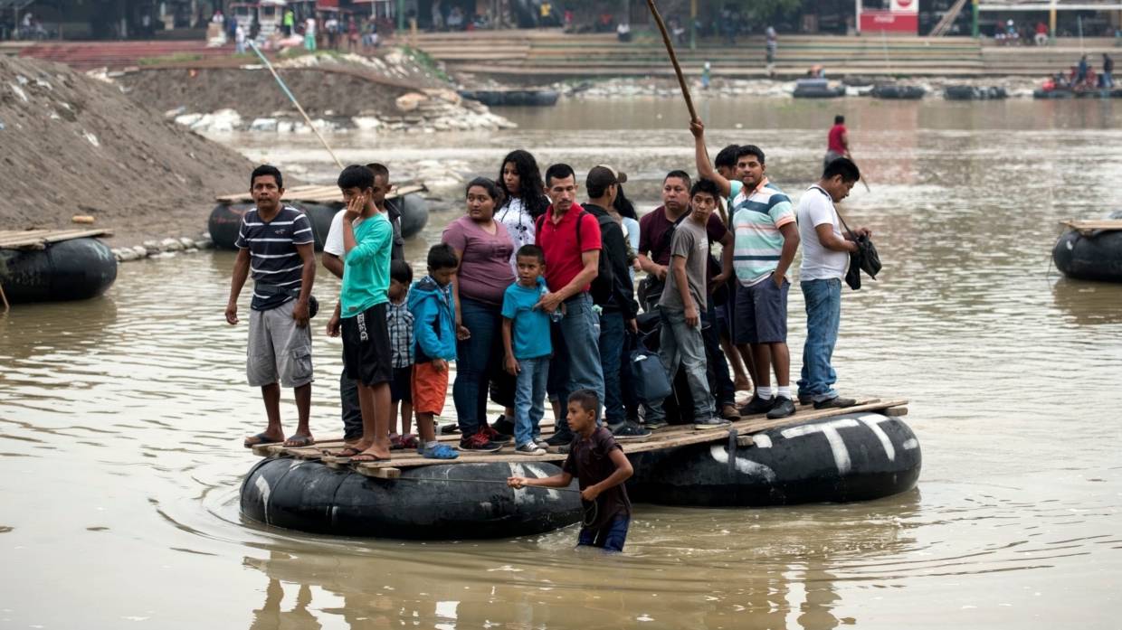 Fox News: 60 тысяч мигрантов скопилось на границе Мексики и США