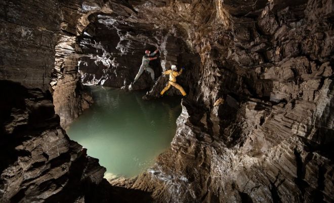 Спелеологи показали спуск в пещеру в Веревкина глубиной свыше двух километров. На путь вниз потребовалось 7 дней Веревкина, пещеры, метров, новый, участников, исследование, Пещера, исследования, спелеологов, адаптации, эволюции, сложным, биологическую, процессы, понять, условиям, лучше, жизниОднако, несмотря, ученым