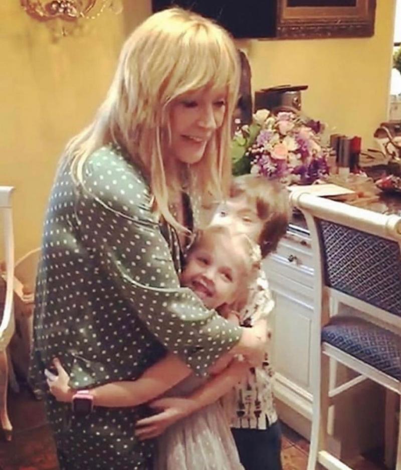 “Хоть сейчас на сцену”: шестилетняя дочь Пугачевой и Галкина восхитила народ своими манерами и талантами “Хоть сейчас на сцену”: шестилетняя дочь Пугачевой и Галкина восхитила народ своими манерами и талантами Алла Пугачева,видео,наши звезды,шоу,шоубиz,шоубиз