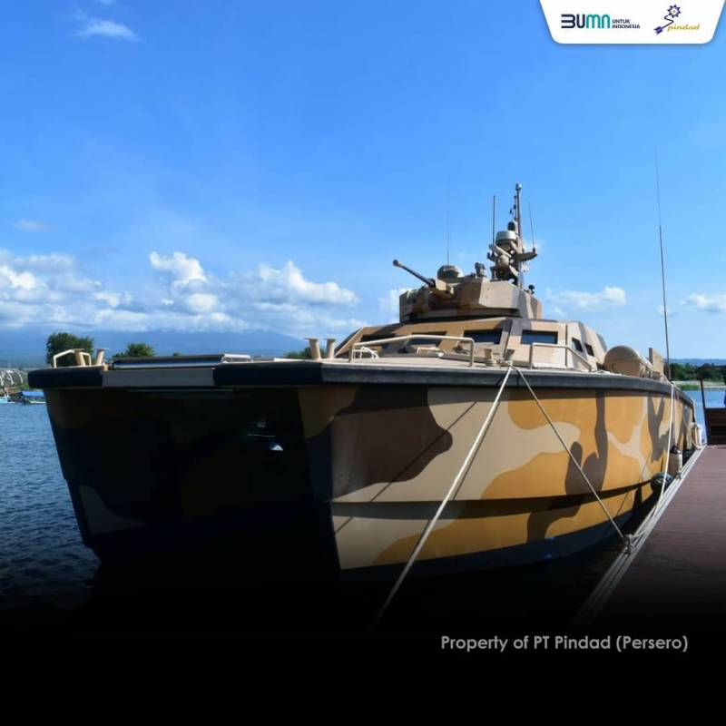 Бронекатер X18 Tank Boat вышел на испытания вмф