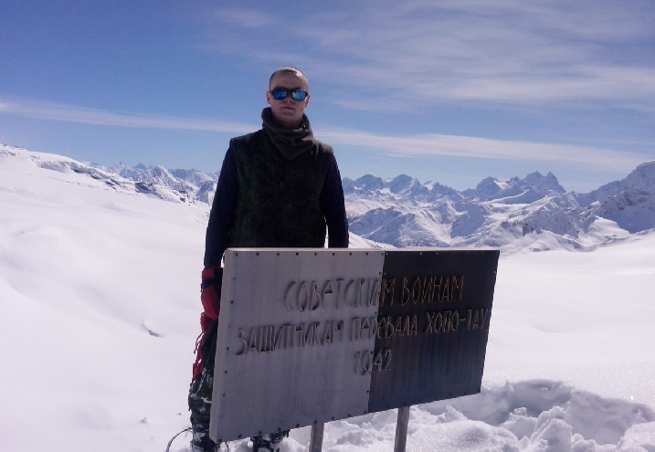 АЛЬПИНИСТ ИЗ ПОСЁЛКА МАМА: СПЕЦНАЗОВЕЦ СПАС РАНЕНЫХ ТОВАРИЩЕЙ В "ПОДЗЕМНОМ" БОЮ АЛЬПИНИСТ ИЗ ПОСЁЛКА МАМА: СПЕЦНАЗОВЕЦ СПАС РАНЕНЫХ ТОВАРИЩЕЙ В "ПОДЗЕМНОМ" БОЮ армия