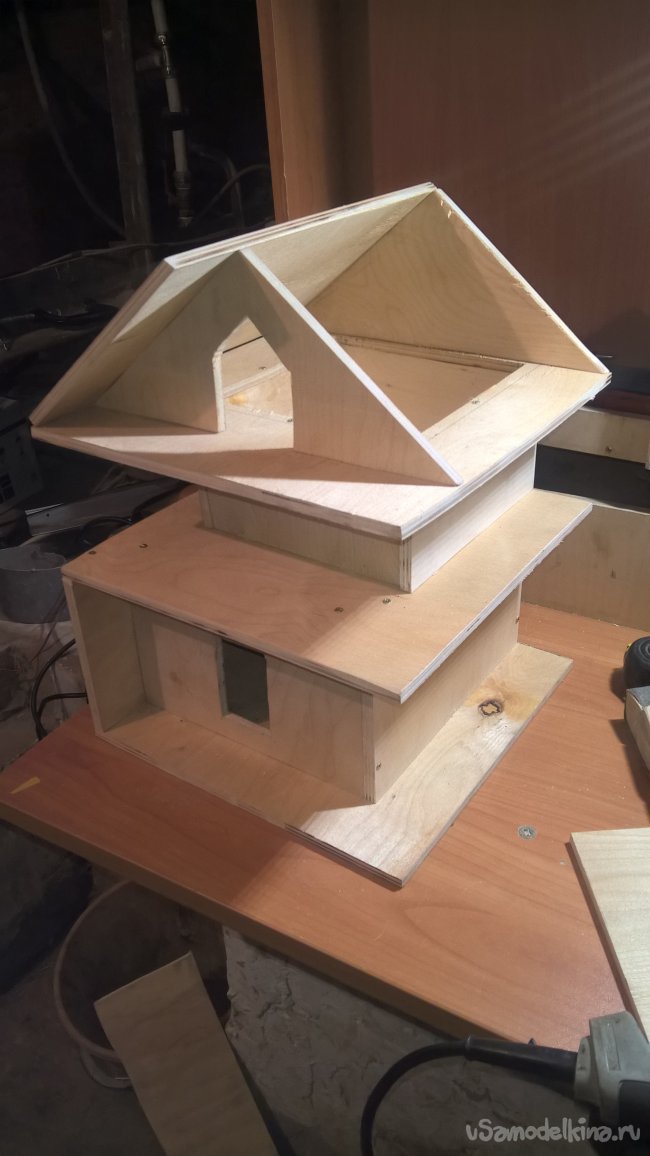 Двухэтажный скворечник в стиле люкс Двухэтажный скворечник в стиле люкс кормушка своими руками