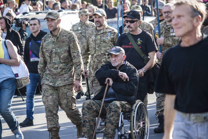 Репортаж Колорадского Таракана. День «Де», или Украденный Бессмертный полк украина