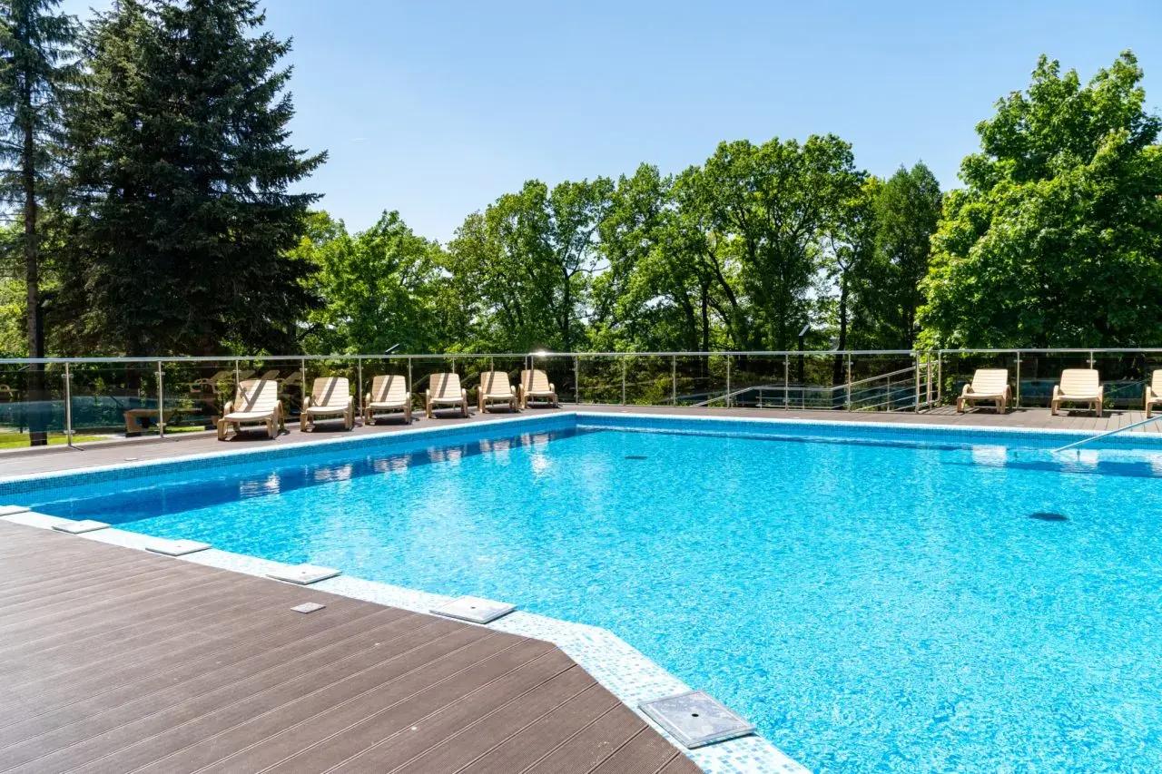 Куда поехать на майские праздники в Подмосковье: 7 проверенных парк-отелей с бассейнами Московская, можно, область, территория, также, отдыха, городской, бассейн, пруда, детей, анимация, округ, бассейном, сауны, берегу, веревочный, который, ресторан, апреля, Подмосковья