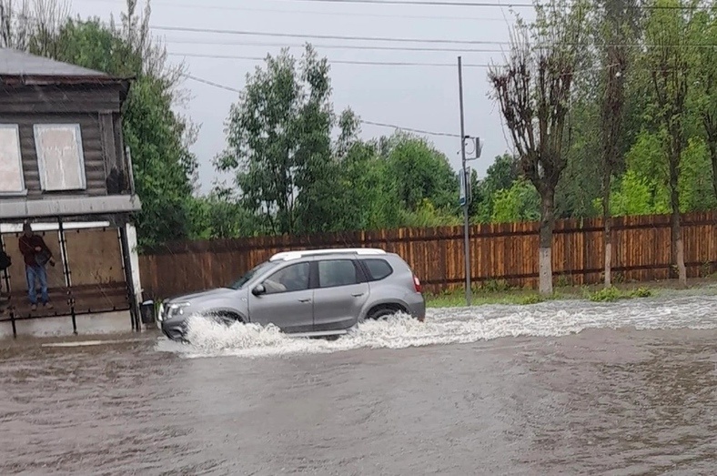 В Судогде прокуратура обнаружила затопление улиц из-за плохих ливневок