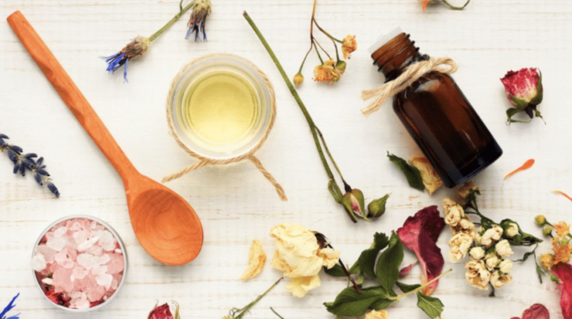 Своими руками: простой тоник для любого типа кожи