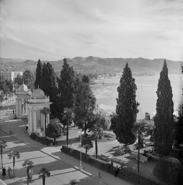 Уютный Сухуми в 1950-х годах (72 фото)