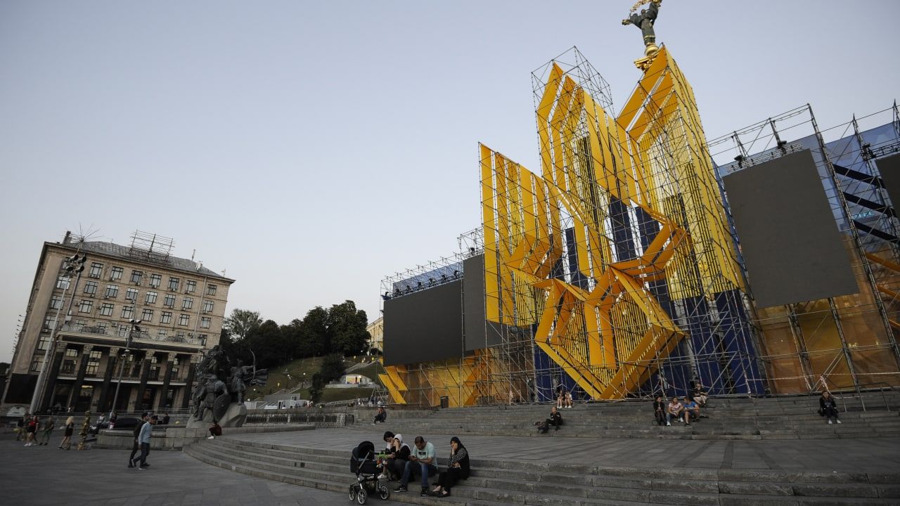 Матвейчев: коррумпированность киевской хунты скоро лишит ее поддержки со стороны Запада