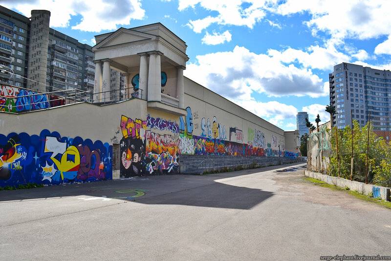 В чём провинились стадионы? О спорте в России, массовом и не очень В чём провинились стадионы? О спорте в России, массовом и не очень россия