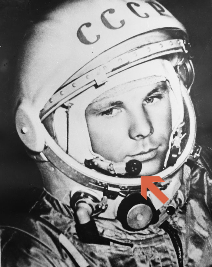 Что у Гагарина возле рта? Гагарин, радиосвязь, Дэмш, длиннопост, фотография, микрофон, космос