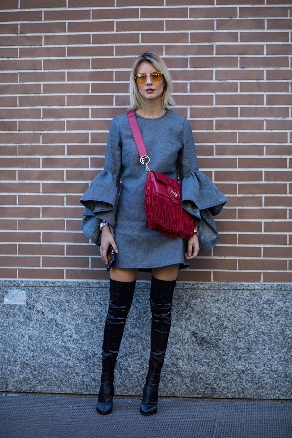 Как носить сумку через плечо аксессуары,мода и красота,модные тенденции,одежда и аксессуары