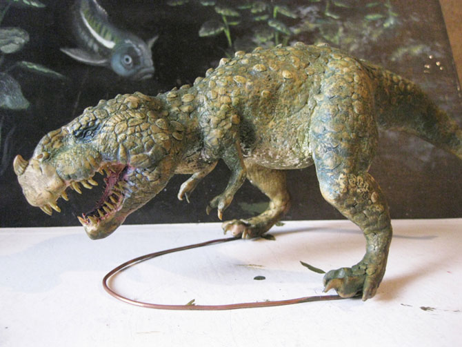 Как делают сувенирных тиранозавров