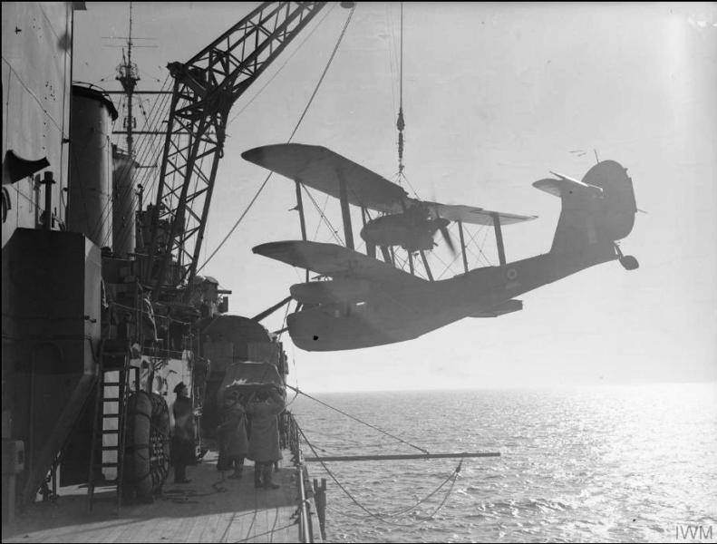 Боевые корабли. Крейсера. Жестянки, с которыми лучше не связываться Боевые корабли. Крейсера. Жестянки, с которыми лучше не связываться вмф