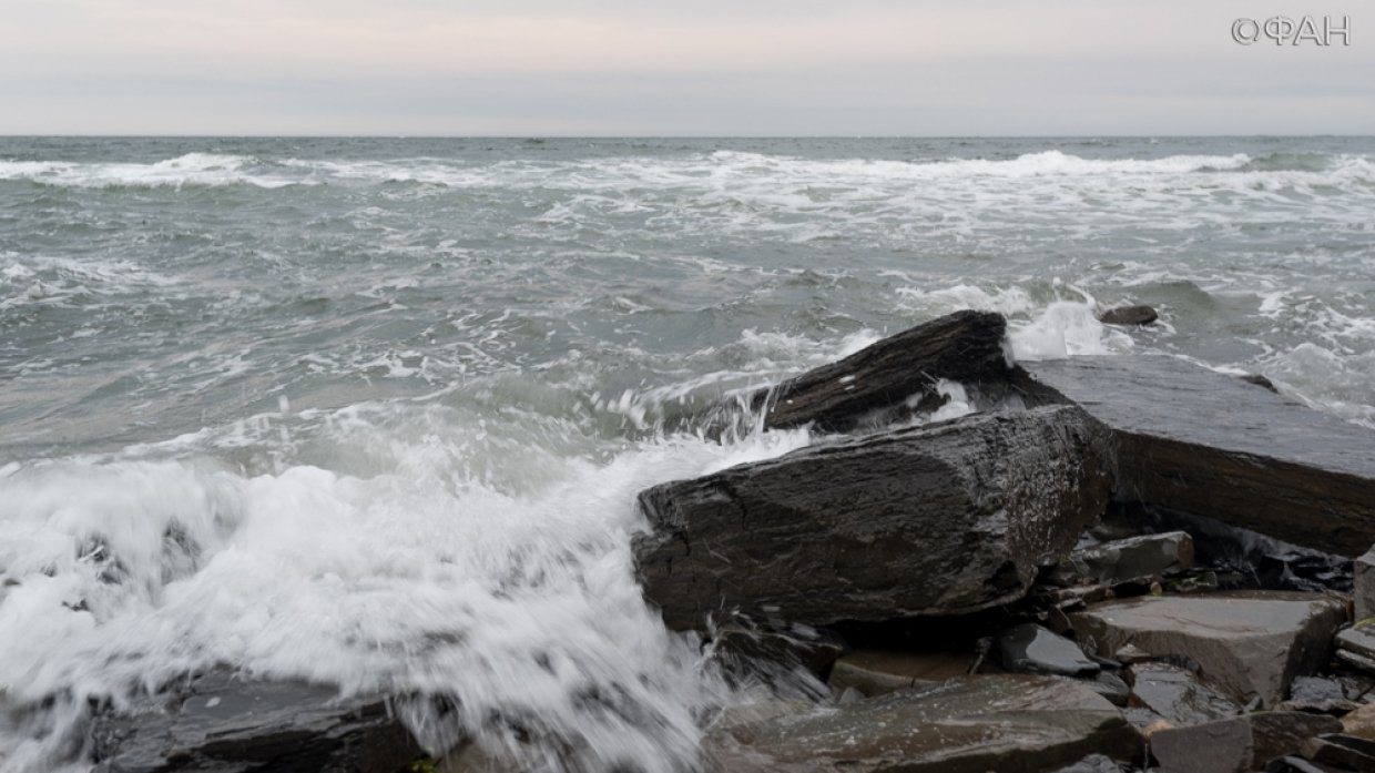 На Камчатке ожидается шторм с девятиметровыми волнами