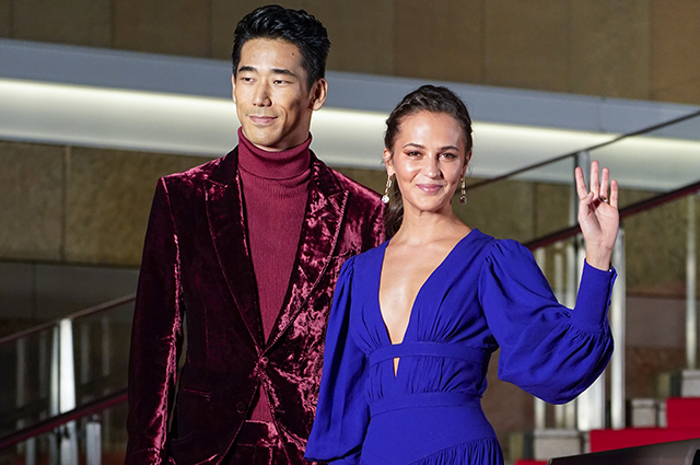 Алисия Викандер на открытии международного кинофестиваля в Токио