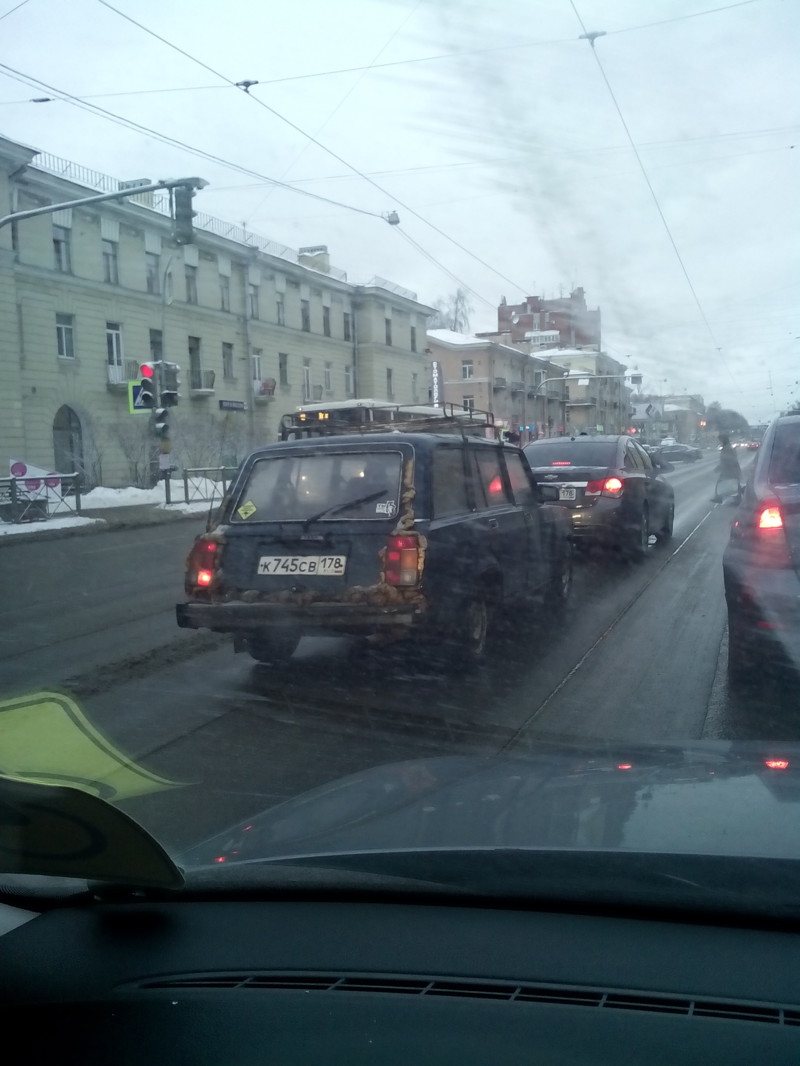 Как простой баллон монтажной пены может изменить вашу жизнь 