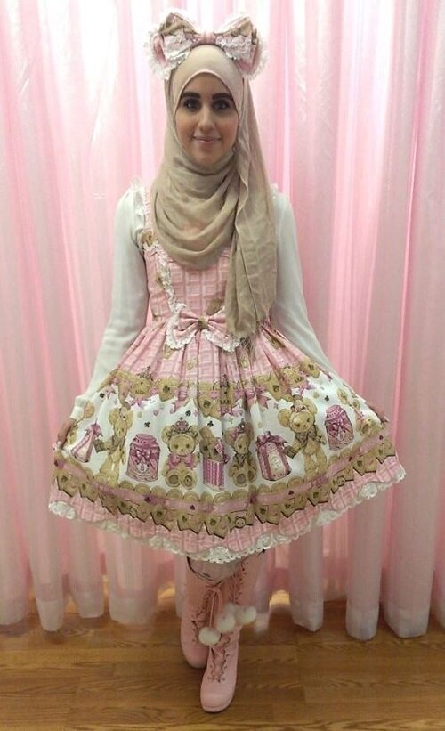 Хиджаб и сбоку бантик: мусульманские лолиты Хиджаб и сбоку бантик: мусульманские лолиты мода,мода и красота,стиль