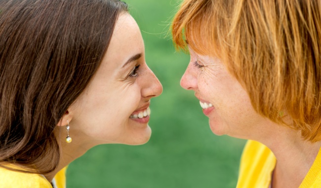В наше время тоже были социальные сети. Пишешь на стене подъезда имя, а через день - вот тебе рядом и статусы, и комментарии... анекдоты,веселые картинки,приколы,юмор