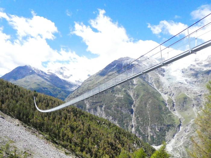 7 мостов планеты, даже смотреть на которые страшно, а уж пройти по ним — настоящий подвиг моста, составляет, Швейцарии, метров, всего, Гордж, чтобы, находится, мосту, который, которые, Многие, между, мостом, ширина, поскольку, имеет, рекой, Обновление, Хуссаини