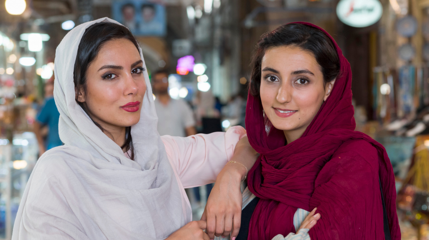 В Таджикистане запретили носить «чуждую» для культуры одежду