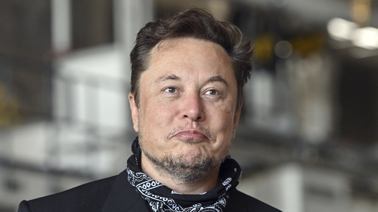 Илон Маск выступит с первым обращением к сотрудникам Twitter 16 июня