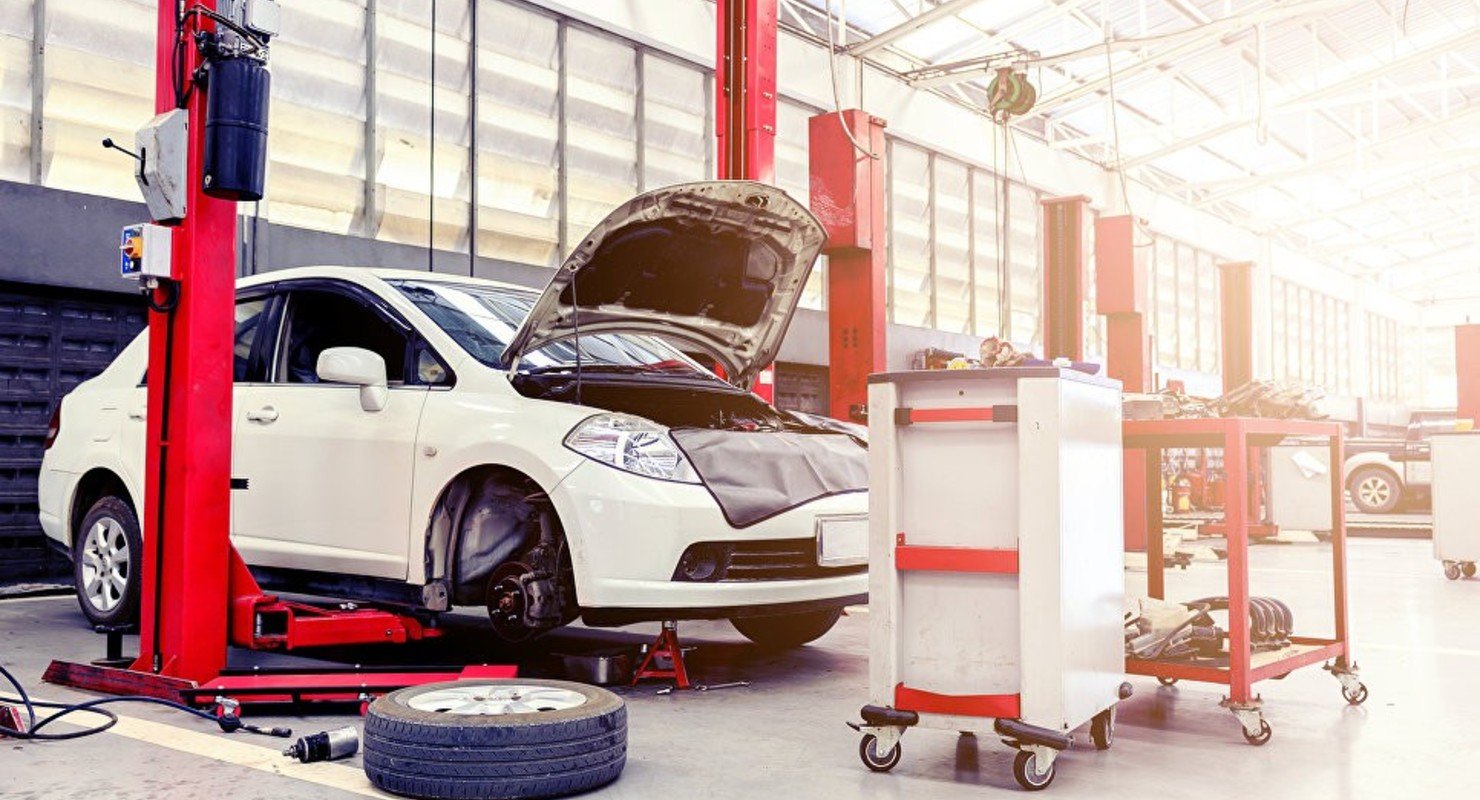 Автомобилисты перестали доверять автосервисам