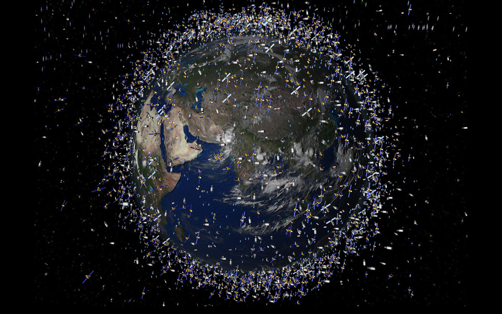 Карта спутников в космосе