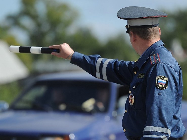 5 признаков, по которым чаще всего гаишники останавливают машины 5 признаков, по которым чаще всего гаишники останавливают машины ГИБДД
