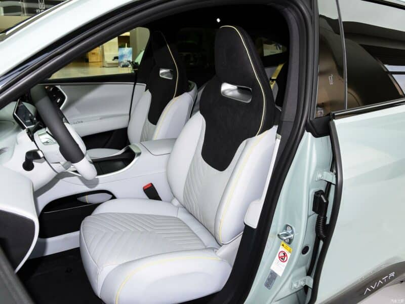 Avatr 11 с одним двигателем от Changan, Huawei и CATL запущен в Китай