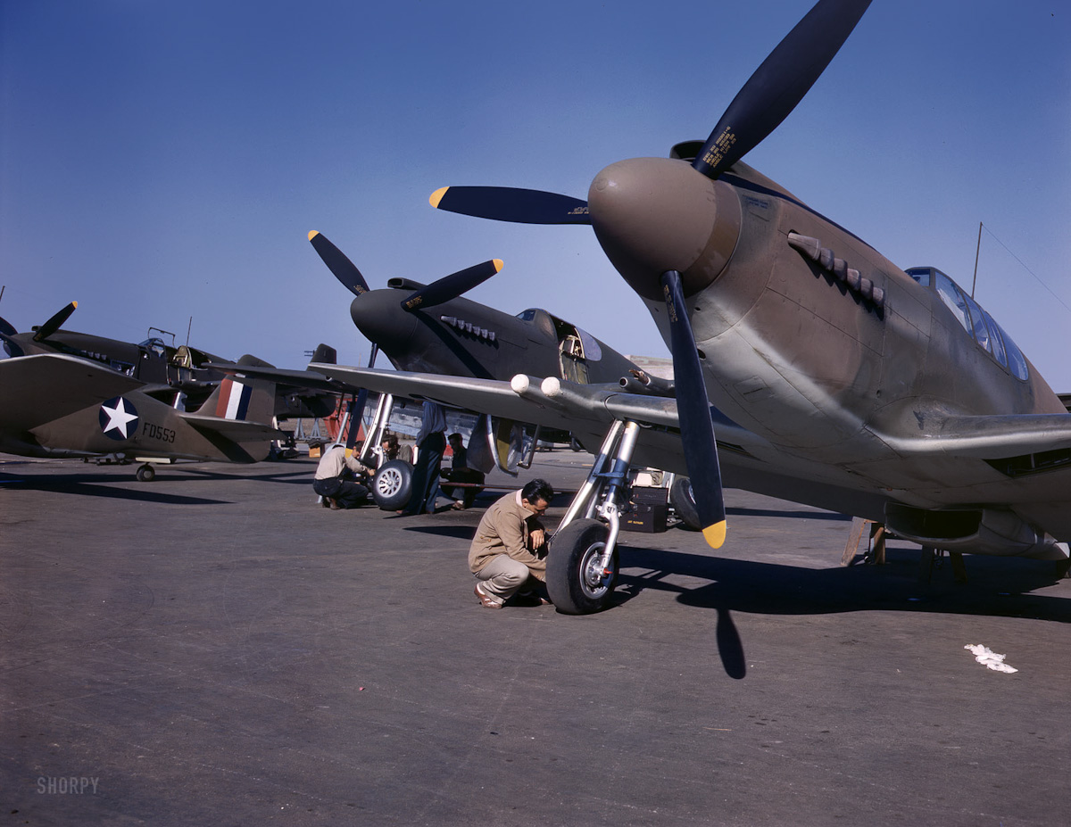 Фоторепортаж Альфреда Палмера 1942 года о том «как ковалось оружие победы». B-25 Mitchell Авиация