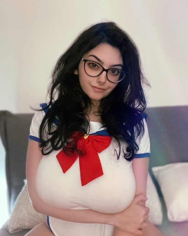 Девушки, которым есть, чем похвастаться