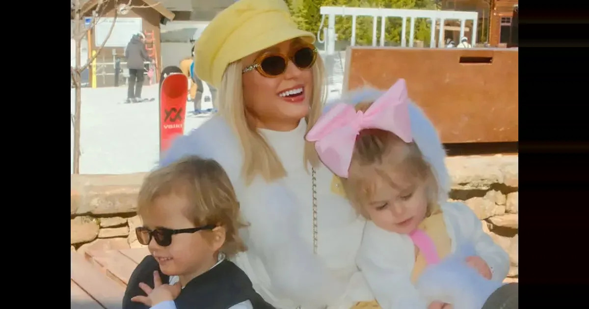 Пэрис Хилтон отдыхает с детьми на горнолыжном курорте