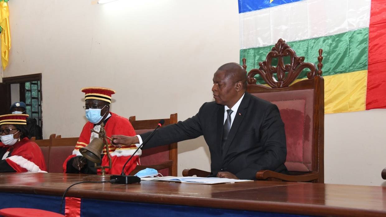 Власти ЦАР добьются экстрадиции беглых главарей бандформирований