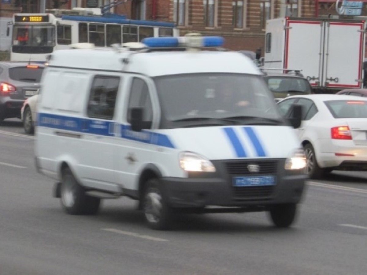 Полицейские начали проверку из-за массовой драки подростков в центре Саратова
