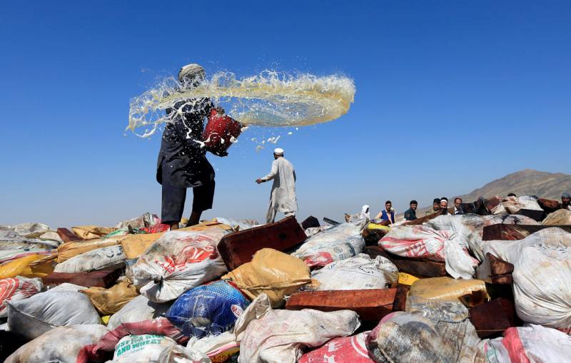 Талибан нам не друг, но прибыли дороже г,Екатеринбург [1188165],геополитика,г,Ижевск [211338],г,Казань [169398],г,Москва [1405113],город Екатеринбург г,о,[95248864],город Ижевск г,о,[95235590],город Казань г,о,[95235088],респ,Татарстан [169363],респ,Удмуртская [211522],Свердловская обл,[1190084]