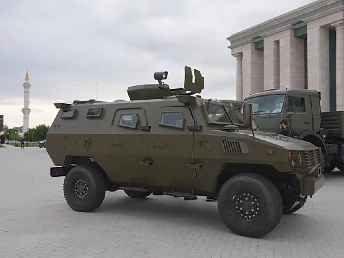 СМИ Германии: Китай начал поставки военной техники в Россию (ФОТО)